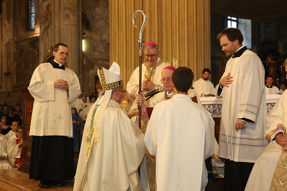 Monsignor Marco Prastaro Vescovo di Asti_271.jpg